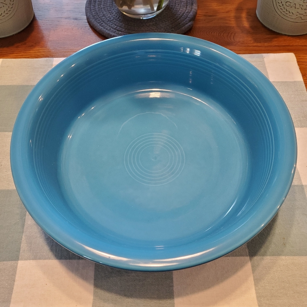 FIESTA RETIRED PEACOCK 2 QUART SERVING BOWL